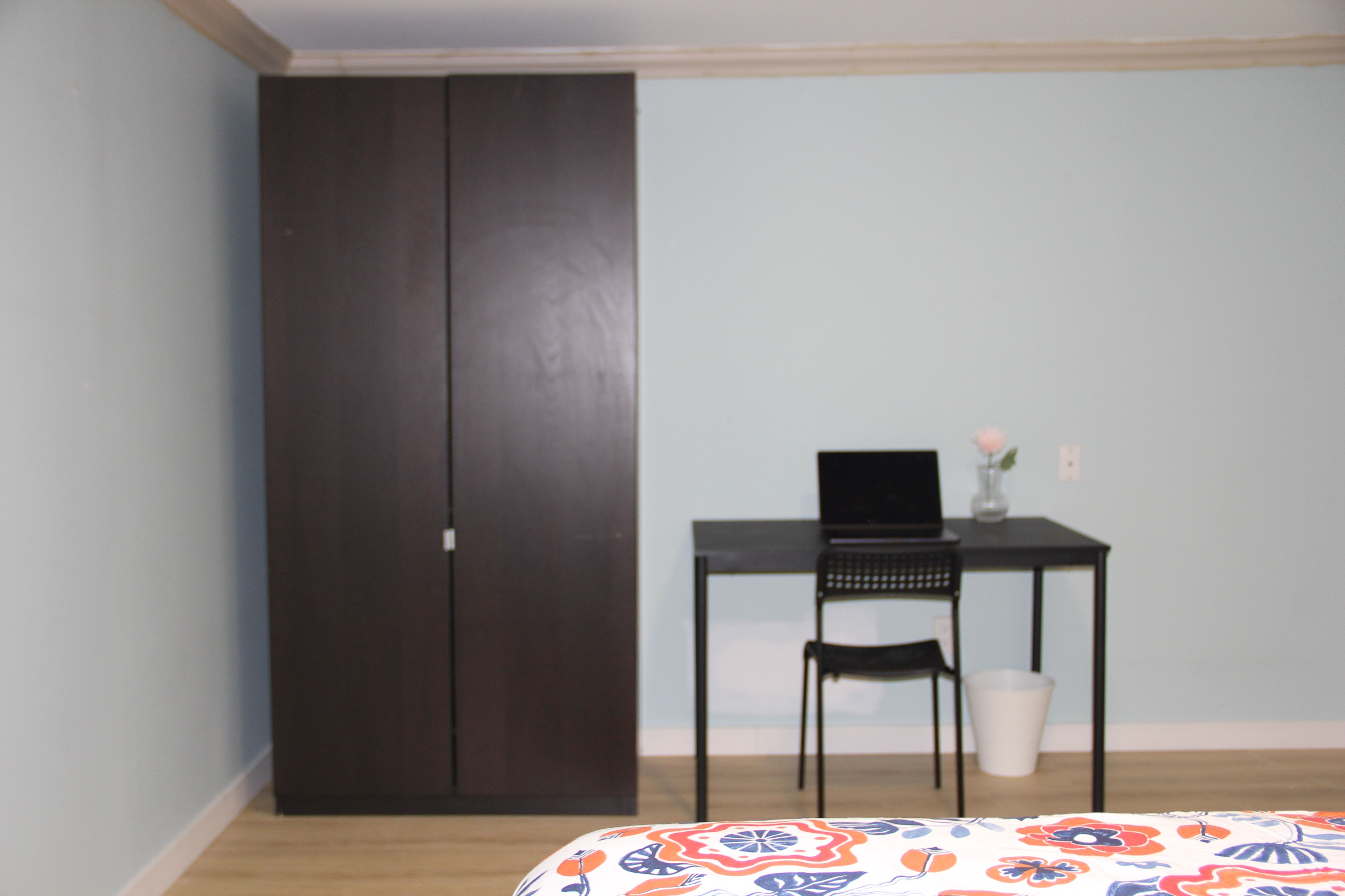 Cozy Private Room 8 for 1 Person in Burquitlam - Affordable Rent